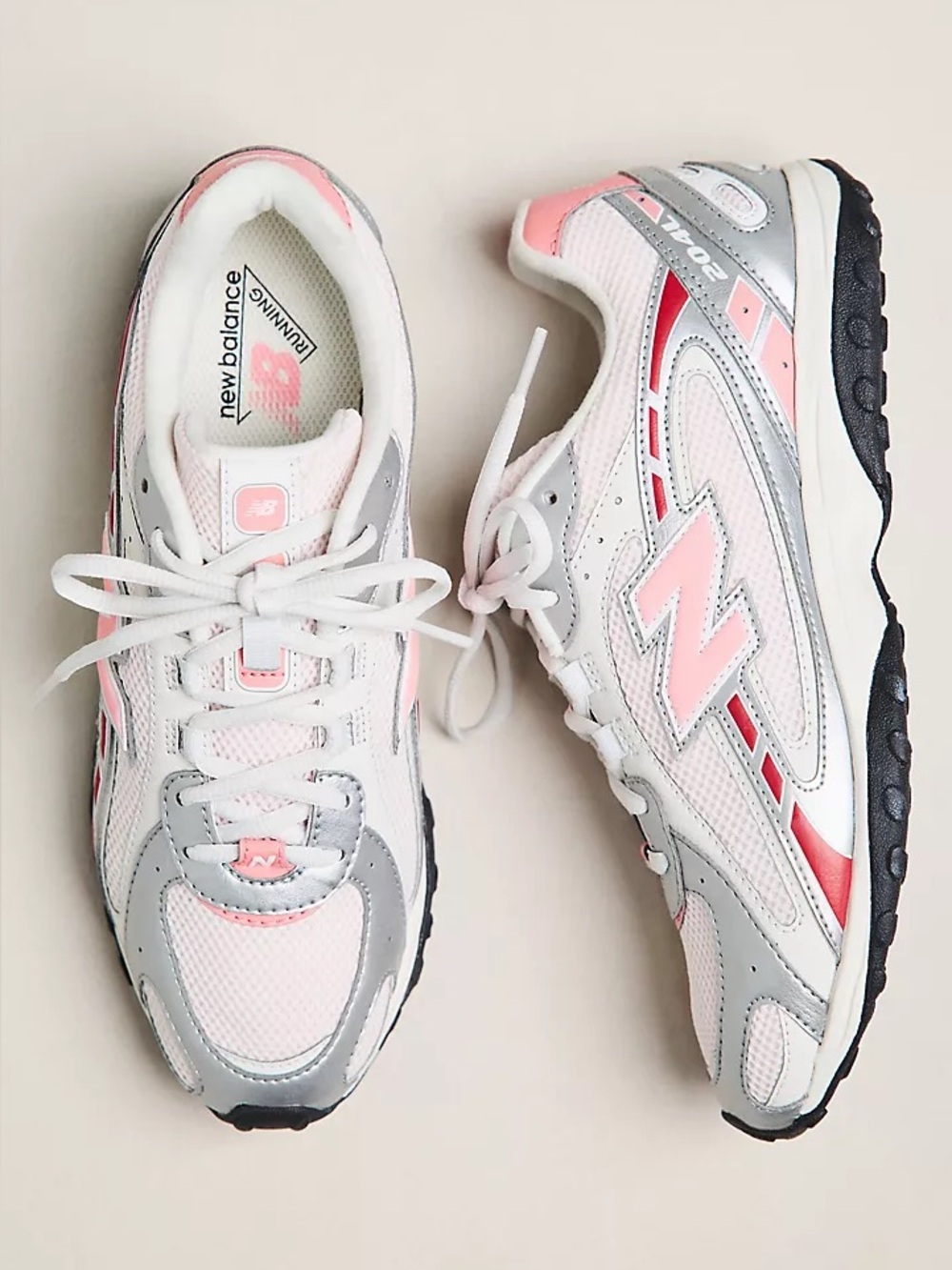 Brand new in box New Balance 204L Sneakers